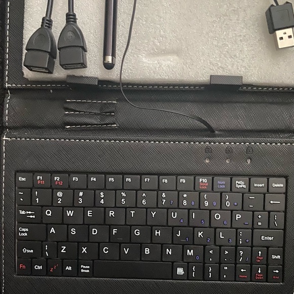 Detachable Keyboard - Picture 4 of 4